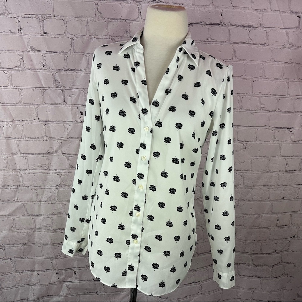 Ann Taylor sheer White Shirt Black Floral Pattern sz XS